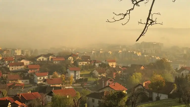 Nevidljiva prijetnja: Šta Banjalučani udišu nakon spaljivanja kablova i otpada?