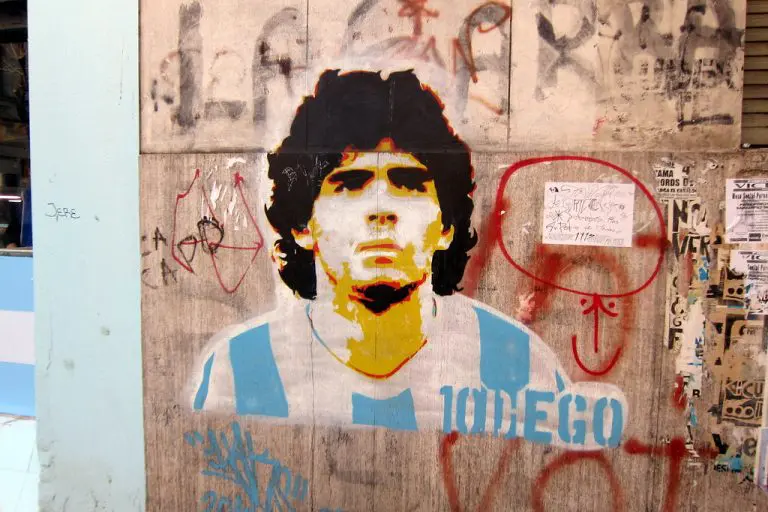 Lopta kojom je Maradona postigao istorijski go prodata za vrtoglavi iznos