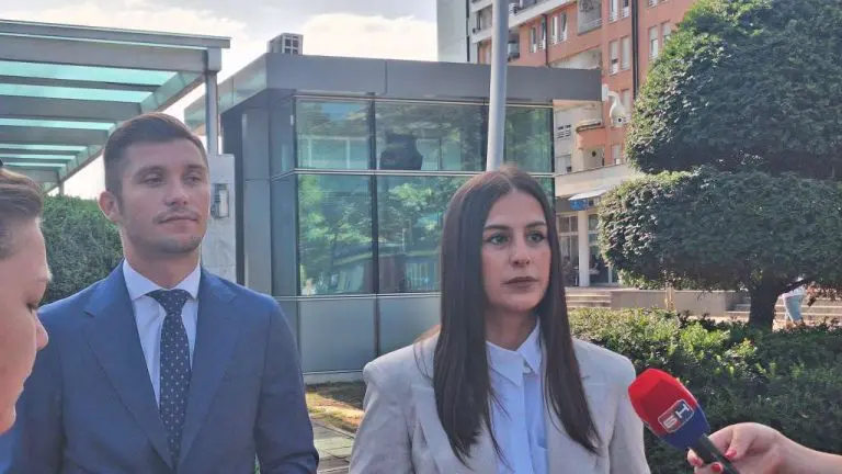 PDP nakon 40 dana bez odgovora Vlade: Otpustite ministre, a ne trudnice