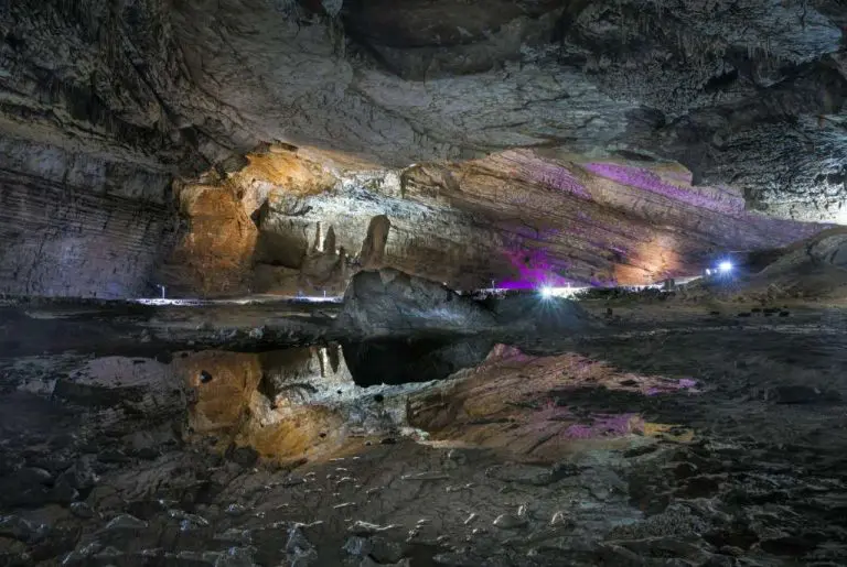 Vjetrenica pruža spas od vrućina, u pećini tokom cijele godine 11 stepeni