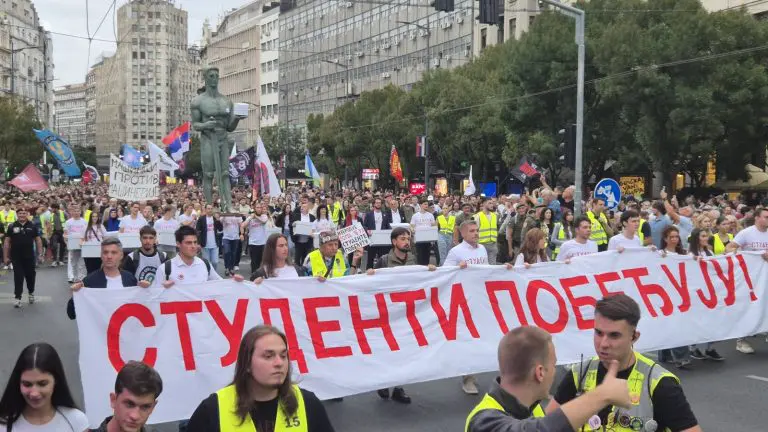 STUDENTI SRBIJE OBJAVILI IZBORNU LISTU: Među 250 kandidata Bodiroga, Tihomir Stanić, Jovo Bakić, Dejan Šoškić, Feđa Dimović…