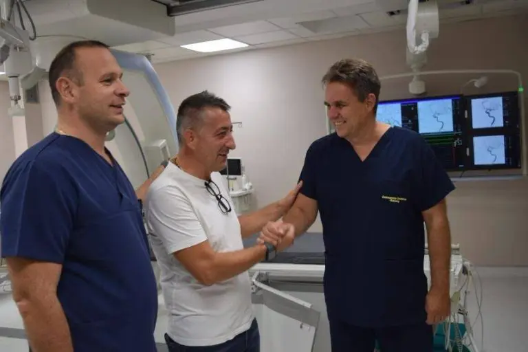 Osmogodišnjem dječaku iz Banjaluke bio ugrožen život: Ljekar se vratio sa aerodroma kako bi ga spasio