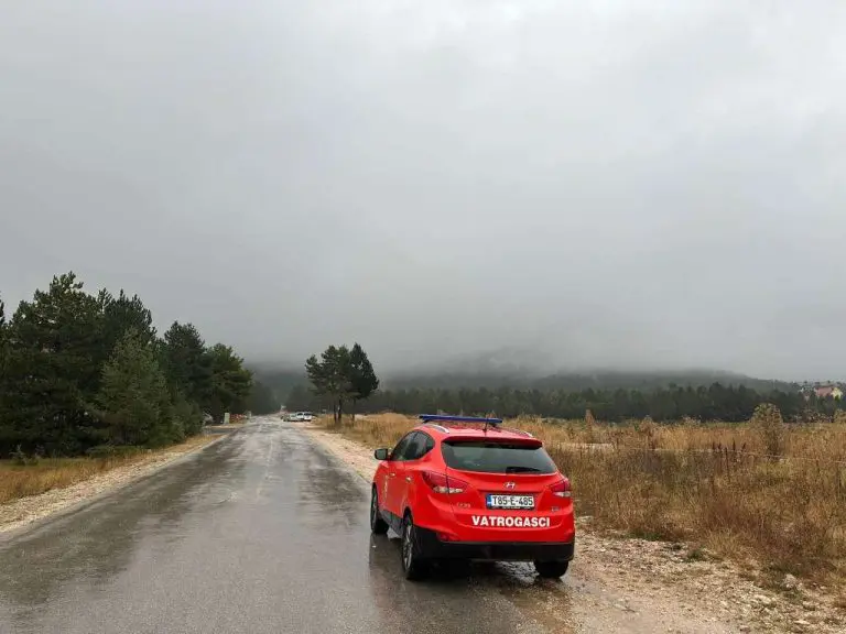 Kiša ugasila veliki šumski požar na Čvrsnici