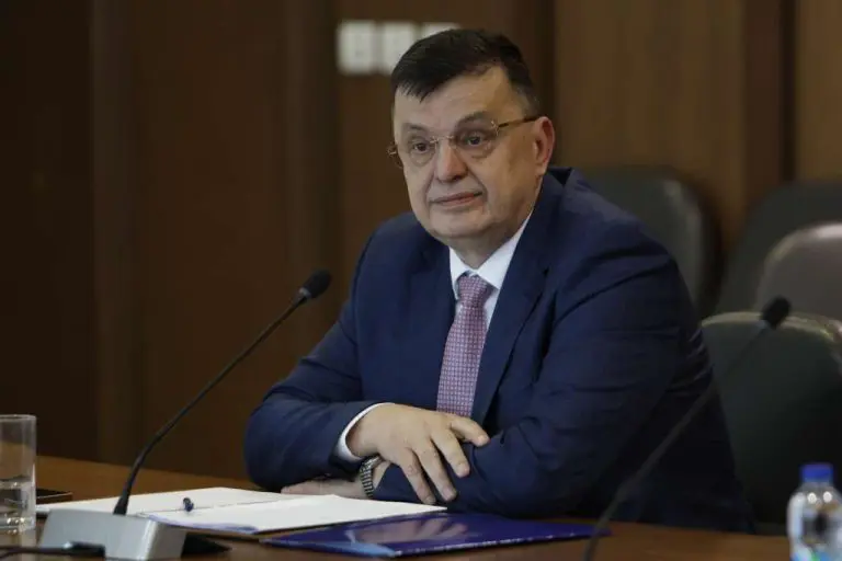 Tegeltija: Pravobranilaštvo pokrenulo upravni spor u vezi s kupovinom zgrade UIO
