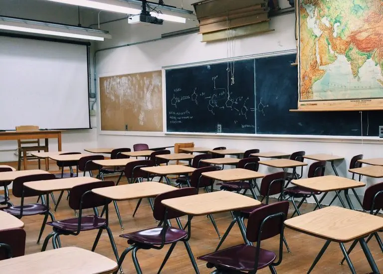 Neka igre počnu: Nastavnici u novu školsku godinu ulaze uprkos sistemu