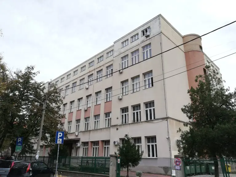 Zaposleni na Filozofskom fakultetu u Nišu dobili još jednu platu