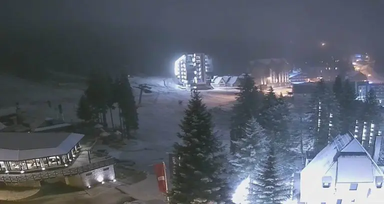 Zabijelile se Jahorina i Romanija: Večeras počeo padati prvi snijeg