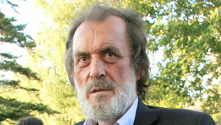 Mir božji, a mira nema: Autorski tekst Vuka Draškovića