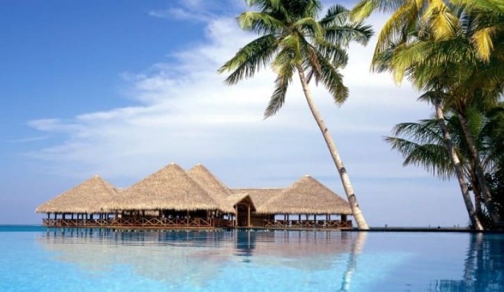 Jeftinije je otići na Maldive nego u Hrvatsku