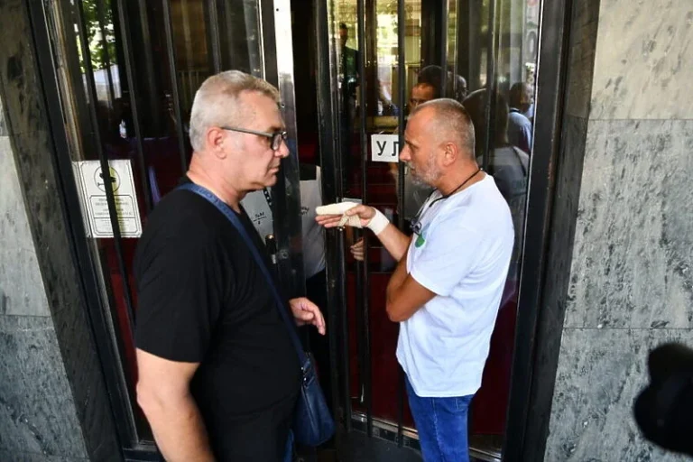 Beograd: Organizatori večerašnjih protesta pozvani na saslušanje u BIA-u