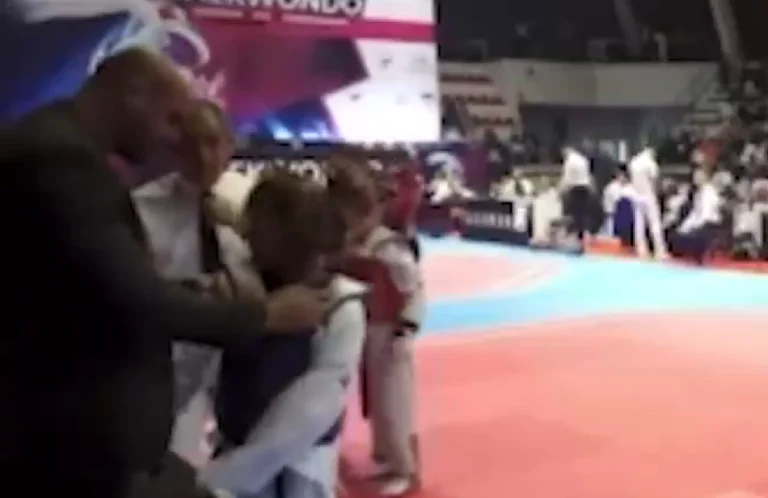 Veliki skandal! Suspendovan Albanac koji je šamarao ćerku pred kamerama: Nije mogao da preboli poraz