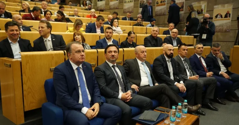 Tajnim uredbama se ne kreira poslovni ambijent koji će biti privlačan investitorima