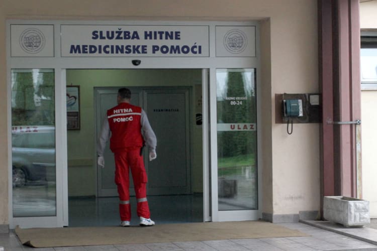 Teška saobraćajna nesreća kod Šipova: Četiri osobe povrijeđene, prevezene u Banjaluku