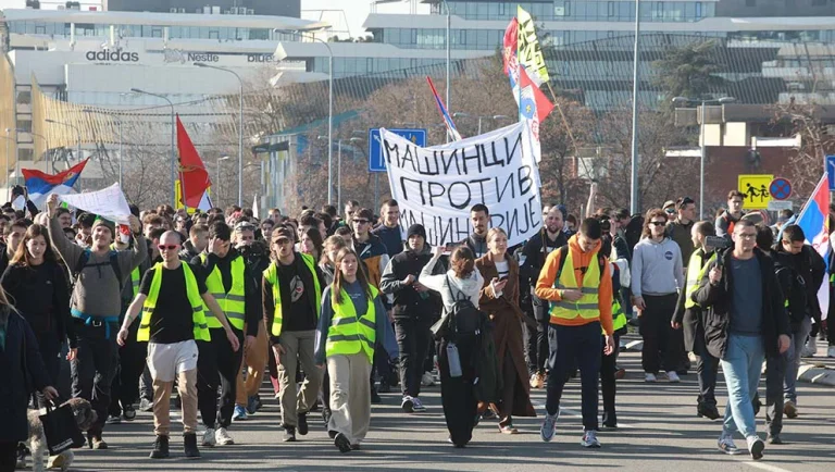 Arhiv javnih skupova objavio koliko je studenata krenulo iz Beograda za Novi Sad