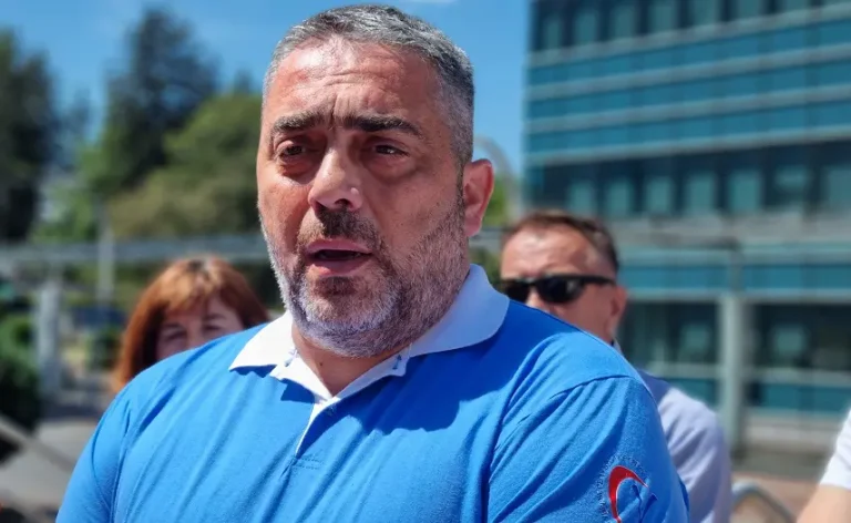 Radnici u javnoj upravi između plata, ucjena i gorčine: Božo Marić o pravima koja su izgubljena za 10.000 zaposlenih