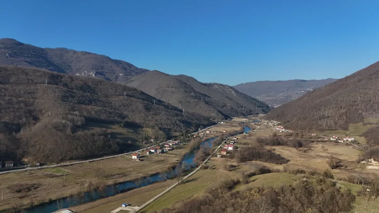 Presuda u korist Centra za životnu sredinu i UG “Dolina Plive”: Osporeno produženje roka za geološka istraživanja u Jezeru