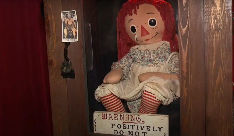 Priča po kojoj su nastali najjeziviji horor filmovi: Nakon informacija da je ukleta lutka nestala, oglasili se iz muzeja