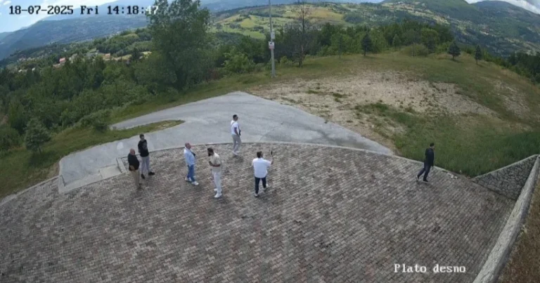 Nakon bošnjačke provokacije na HVO spomeniku, ispaljeni hici iz vozila?!
