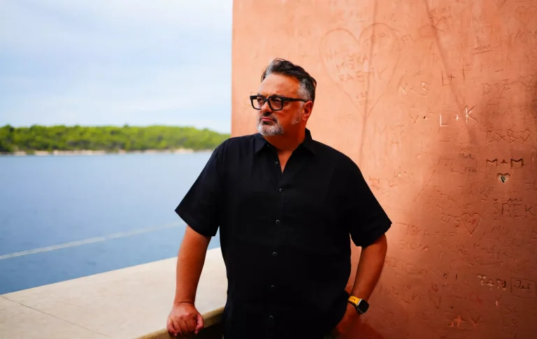 Trifunović o napadima na neistomišljenike u RS: “Tiranija koju smo sami dopustili, jer većina građana bira da ćuti. Čekaju spasitelja koji neće doći”