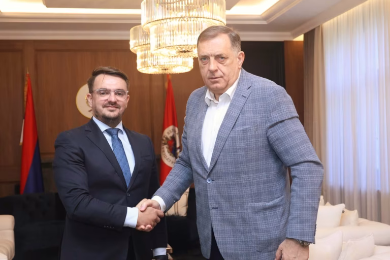 Dodik izbrisan iz zvaničnih akata: Da li je na pomolu NOVI PAKT sa Čovićem