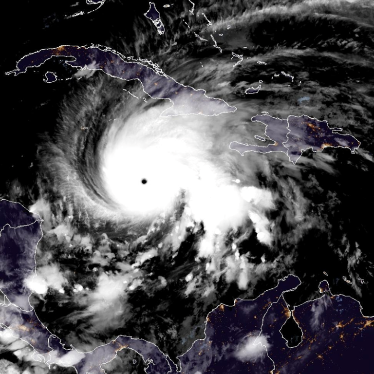 Jedan od najsnažnijih uragana ide prema Jamajci. “Biće katastrofalna situacija”