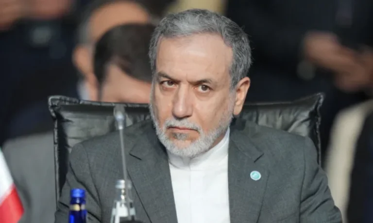 Araghchi poručio Washingtonu: Izaberite ili mir ili totalni rat preko Izraela, lopta je na vašem terenu