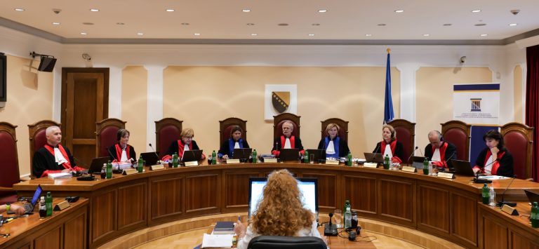 Ustavni sud BiH odbio zahtjev SNSD-a: Šmitove izmjene Krivičnog zakona su ustavne