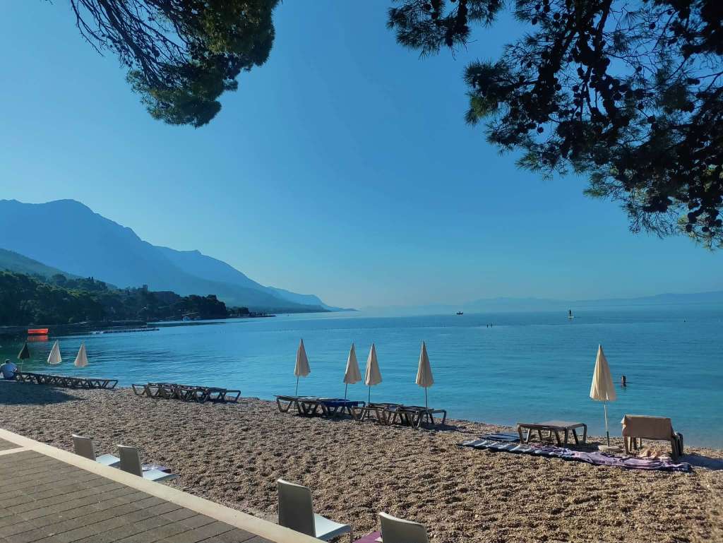 Dok turisti hrle u Hrvatsku, sve manje njenih građana može sebi priuštiti ljetovanje