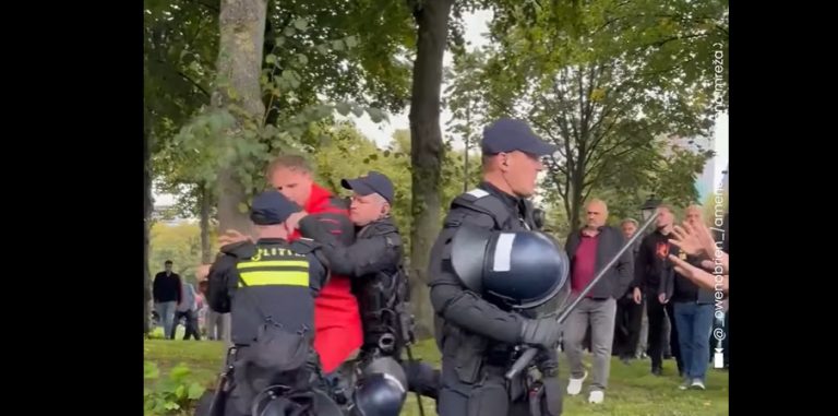 Hapšenja i sukobi u Hagu nakon izricanja presude Tačiju i ostalima, demonstranti divljali, policija koristila vodene topove
