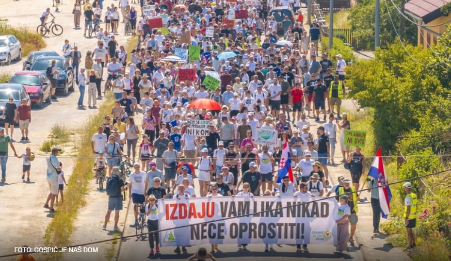 Od opasnog otpada u Derventi do ekološke afere u Lici: Masovni protest u Zagrebu Od opasnog otpada u Derventi do ekološke afere u Lici: Masovni protest u Zagrebu