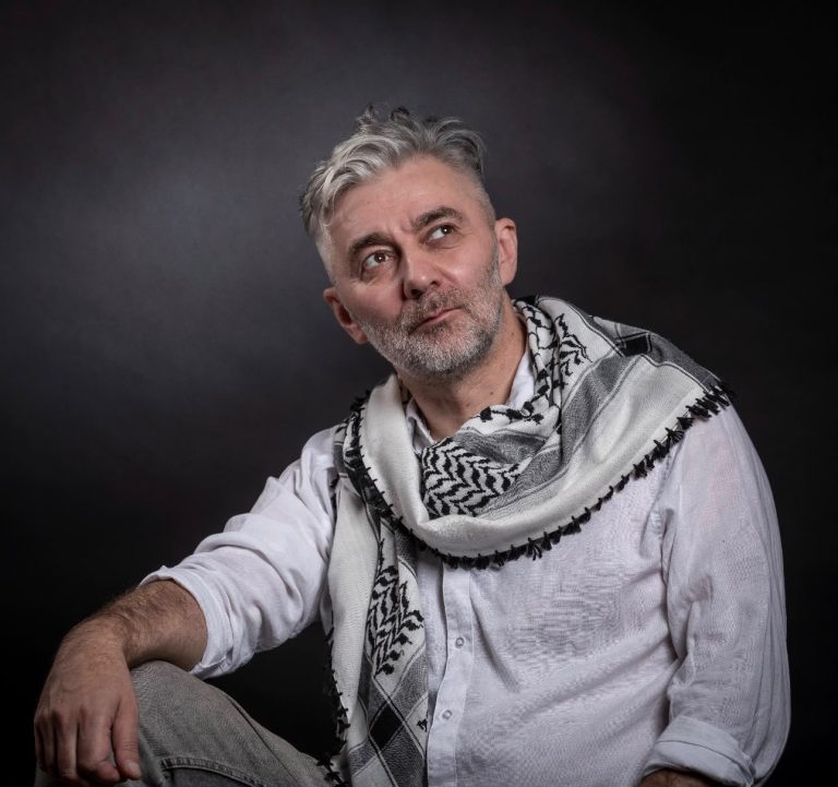 Direktor MESS-a: Teatar neće zaustaviti rat, ali može pomoći da nasilje i poniženje čovjeka ne prihvatimo kao normalnost