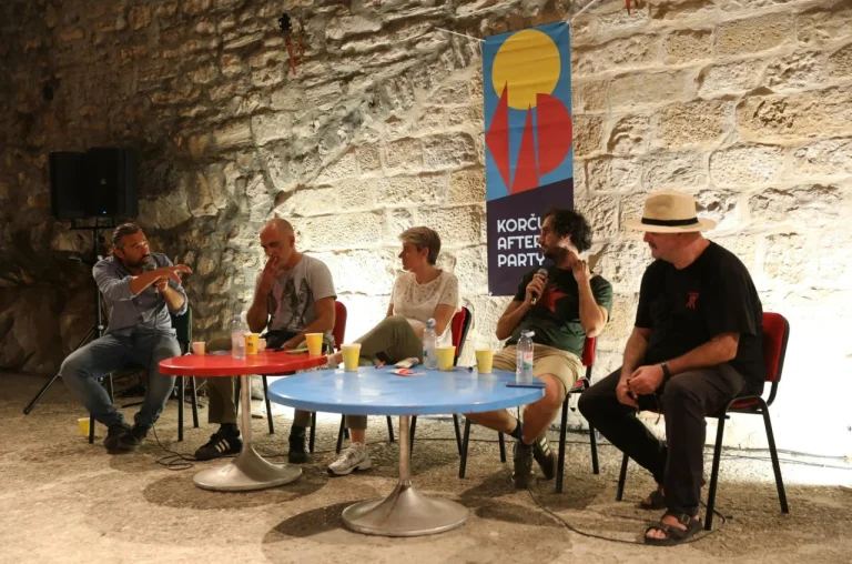 Na ljevičarskom festivalu u Korčuli došlo do žestoke kritike i samokritike: ‘Mi, ljevica, izdali smo žene, radnike, sve‘