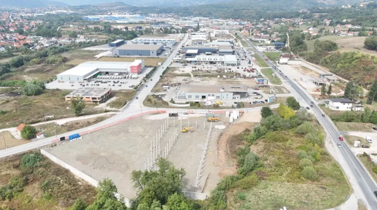 LIDL U VITEZU NIČE PUNOM PAROM: Postavljeni betonski stubovi, pogledajte kako napreduje gradnja!
