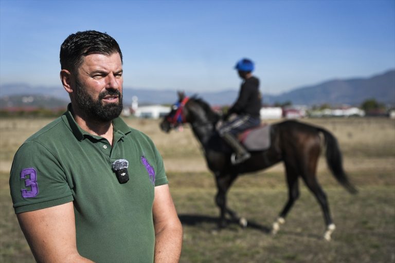 Konjičke trke u BiH: Tradicija koja ponovo živi na hipodromu u Butmiru kod Sarajeva