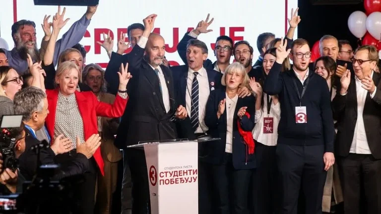 Ko je čovjek koji je sinoć proglasio pobjedu studenata?